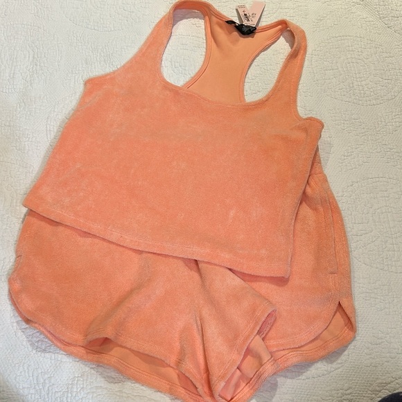 Victoria’s Secret PJ set/short set. Size medium. NWT.